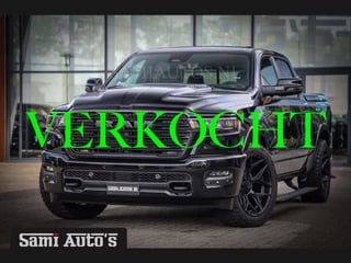 Dodge Ram Pick-Up LARAMIE NIGHT PREMIUM 2025 | BOM VOL + 14.4 INCH SCHERM BOM VOL | LUCHTVERING | HUD | HURRICAN 420PK 636 Nm TWIN TURBO | PRIJS MET LPG EN COVER EN GARANTIE | DUBBELE CABINE | PICK UP | 5 PERSOONS | DC | GRIJSKENTEKEN | VOORRAAD NR 2213 - 4964