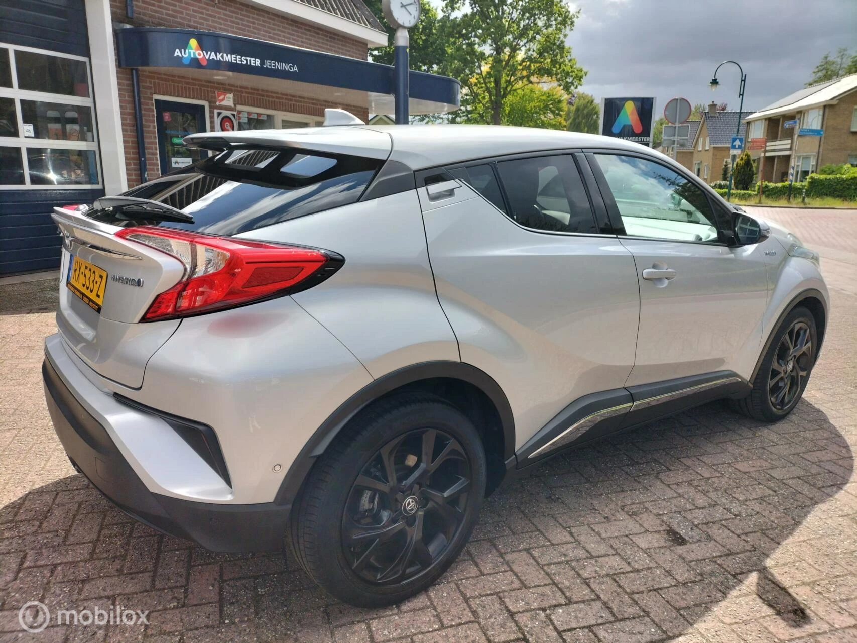 Hoofdafbeelding Toyota C-HR