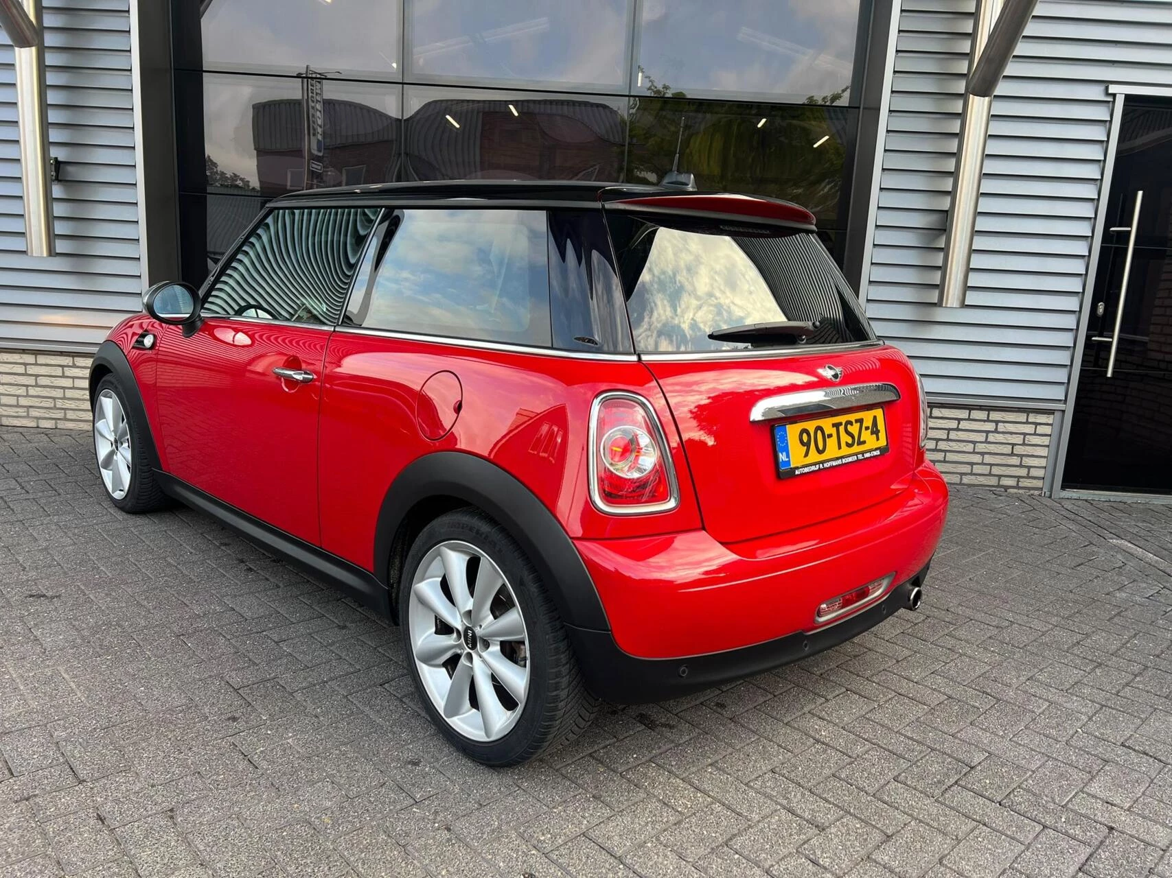 Hoofdafbeelding MINI One