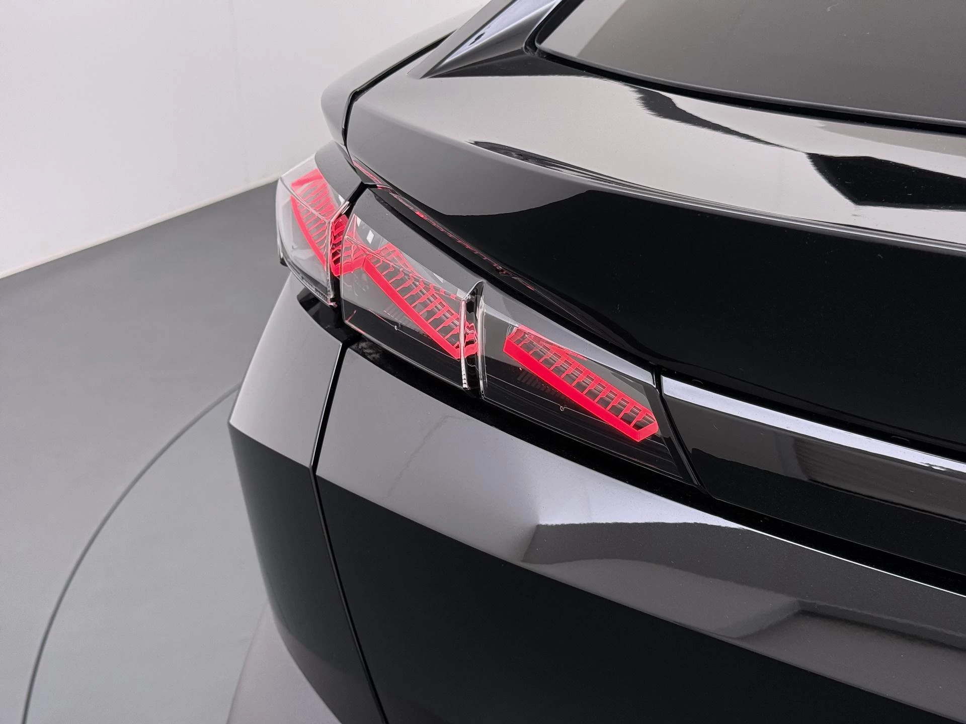 Hoofdafbeelding Peugeot 408
