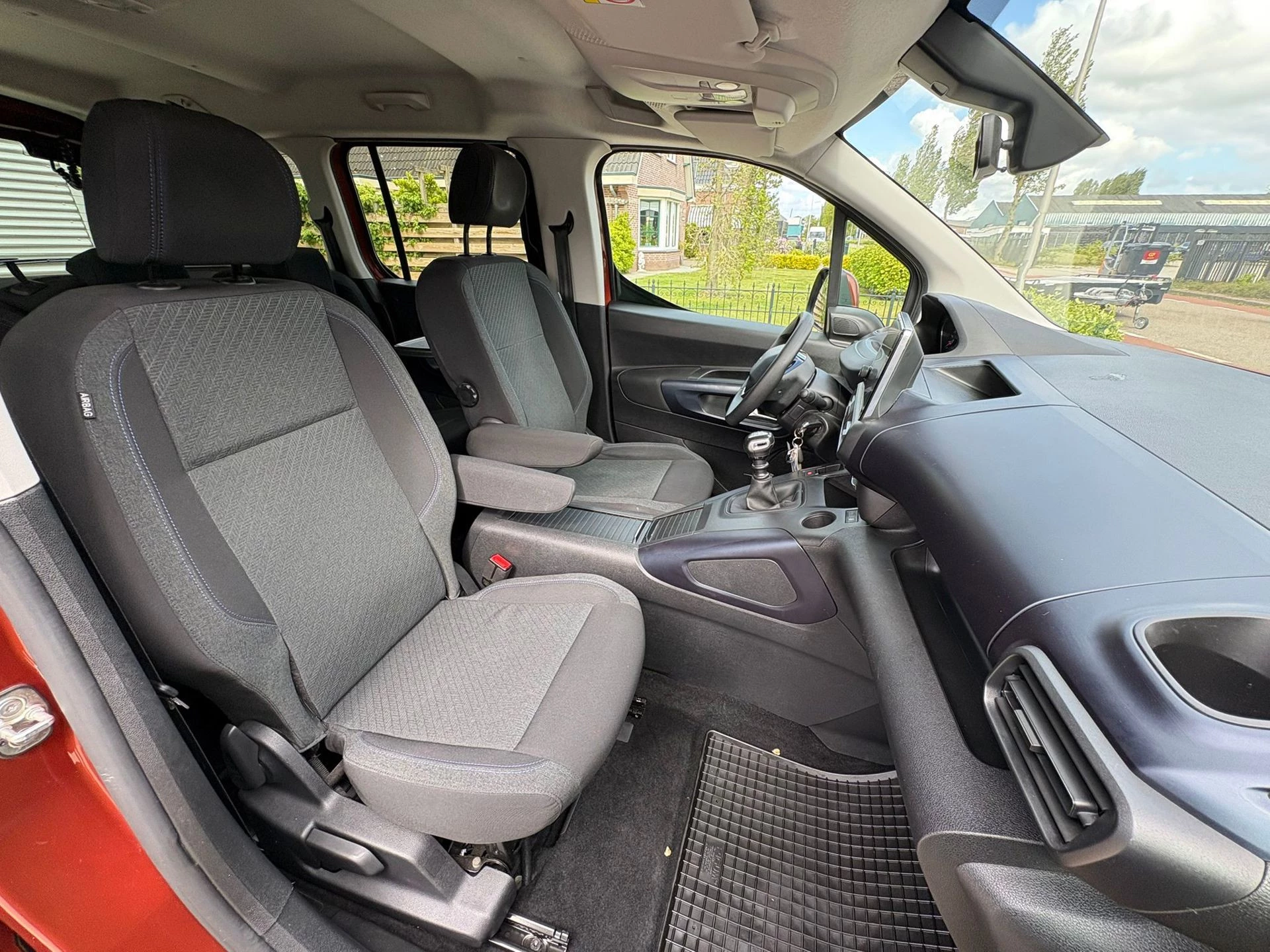Hoofdafbeelding Peugeot Rifter