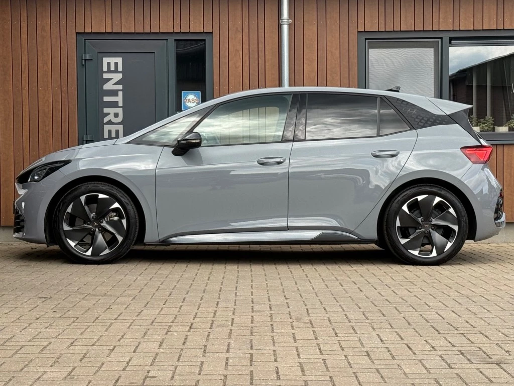 Hoofdafbeelding CUPRA Born