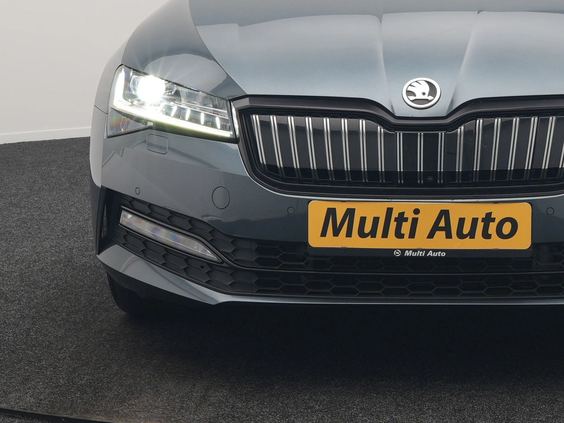 Hoofdafbeelding Škoda Superb