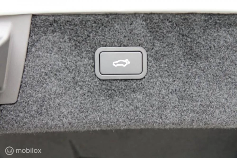 Hoofdafbeelding Polestar 4