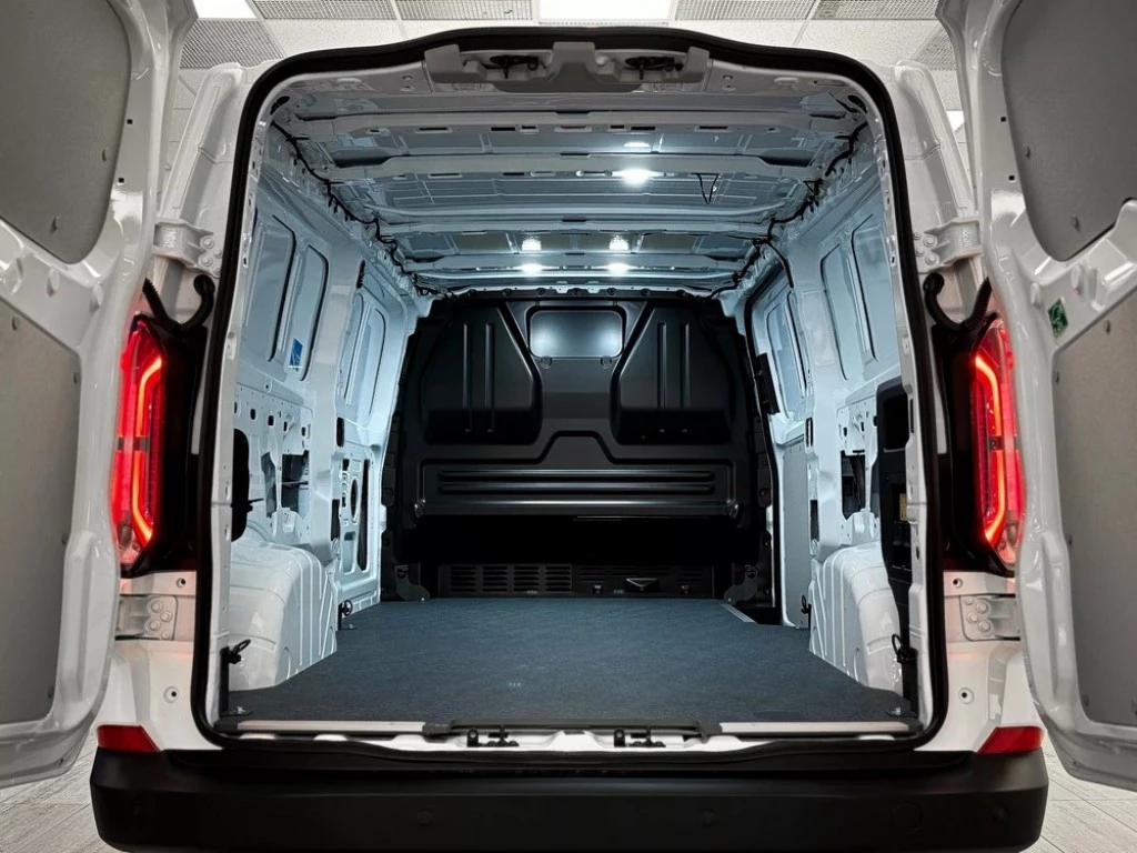 Hoofdafbeelding Ford E-Transit Custom