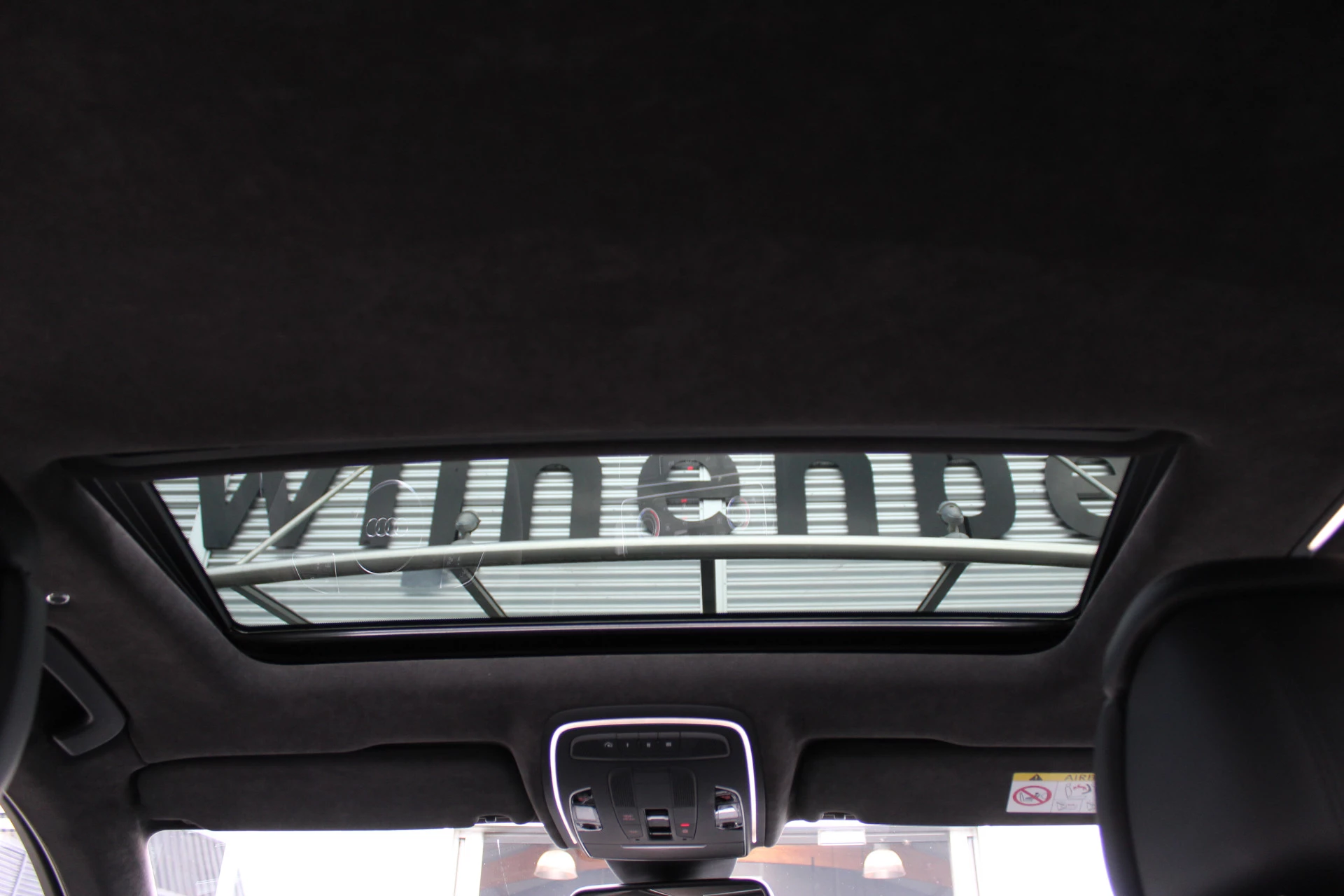 Hoofdafbeelding Audi A8