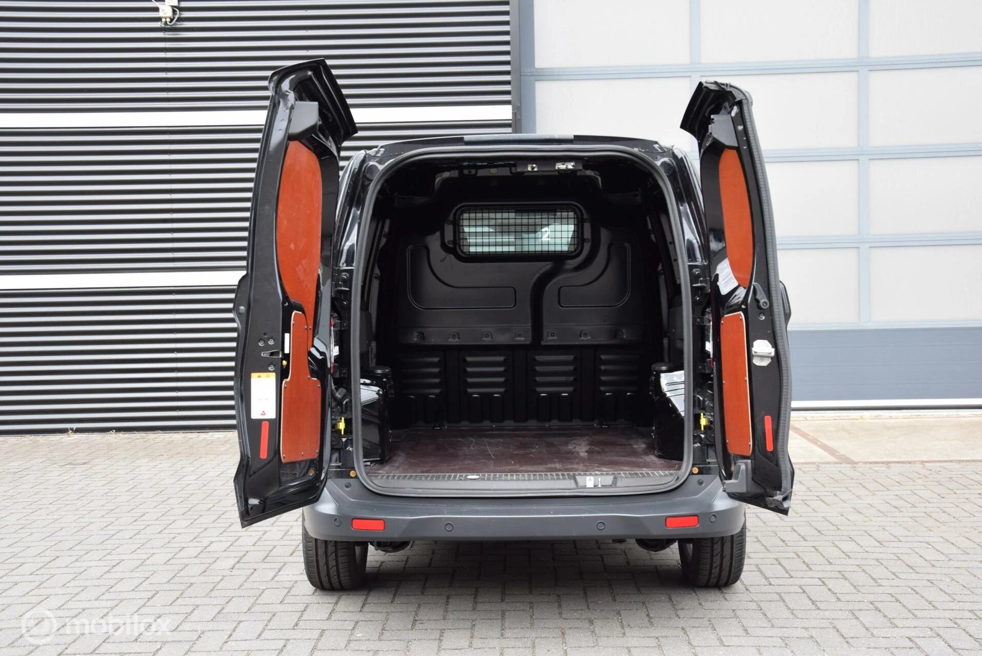 Hoofdafbeelding Ford Transit Courier