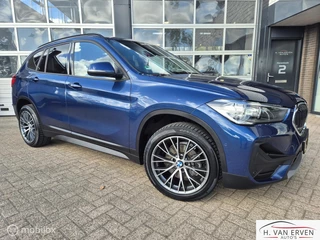 BMW X1 sDrive18i High Executive LEDER GROOT NAVI PDC 18"