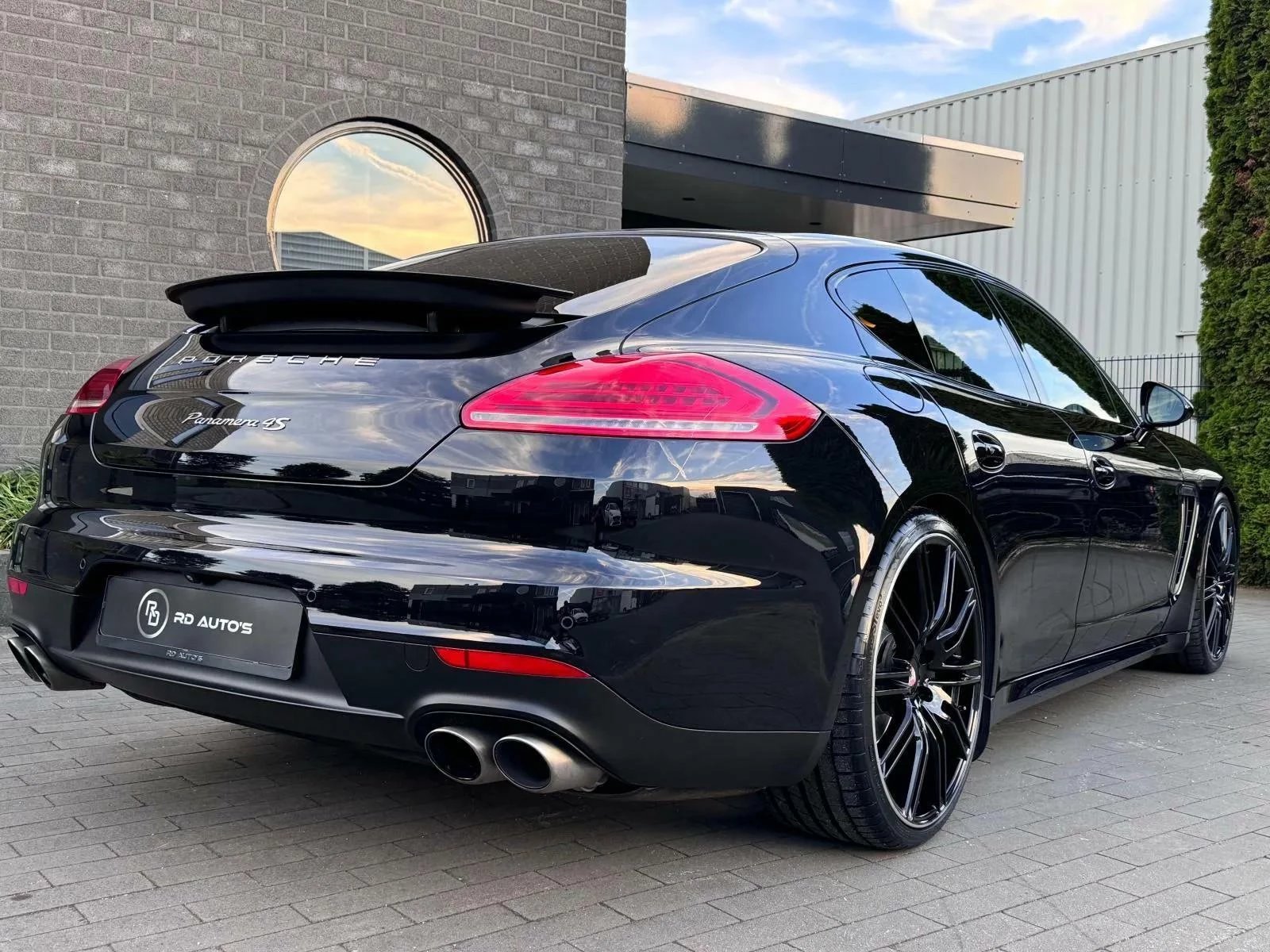 Hoofdafbeelding Porsche Panamera