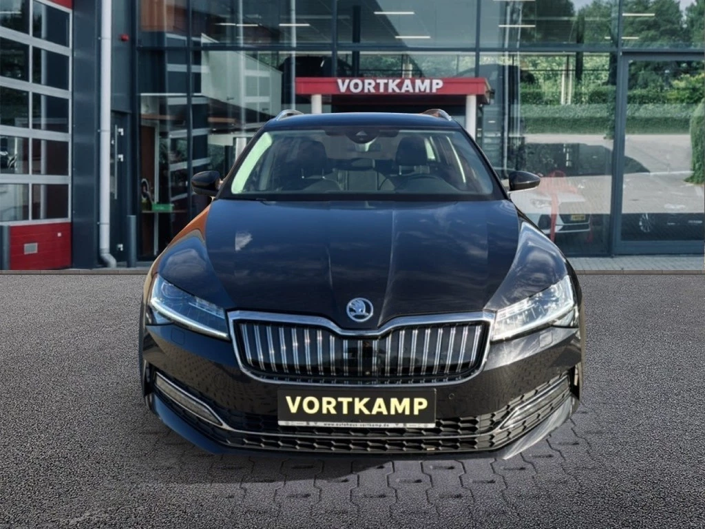 Hoofdafbeelding Škoda Superb