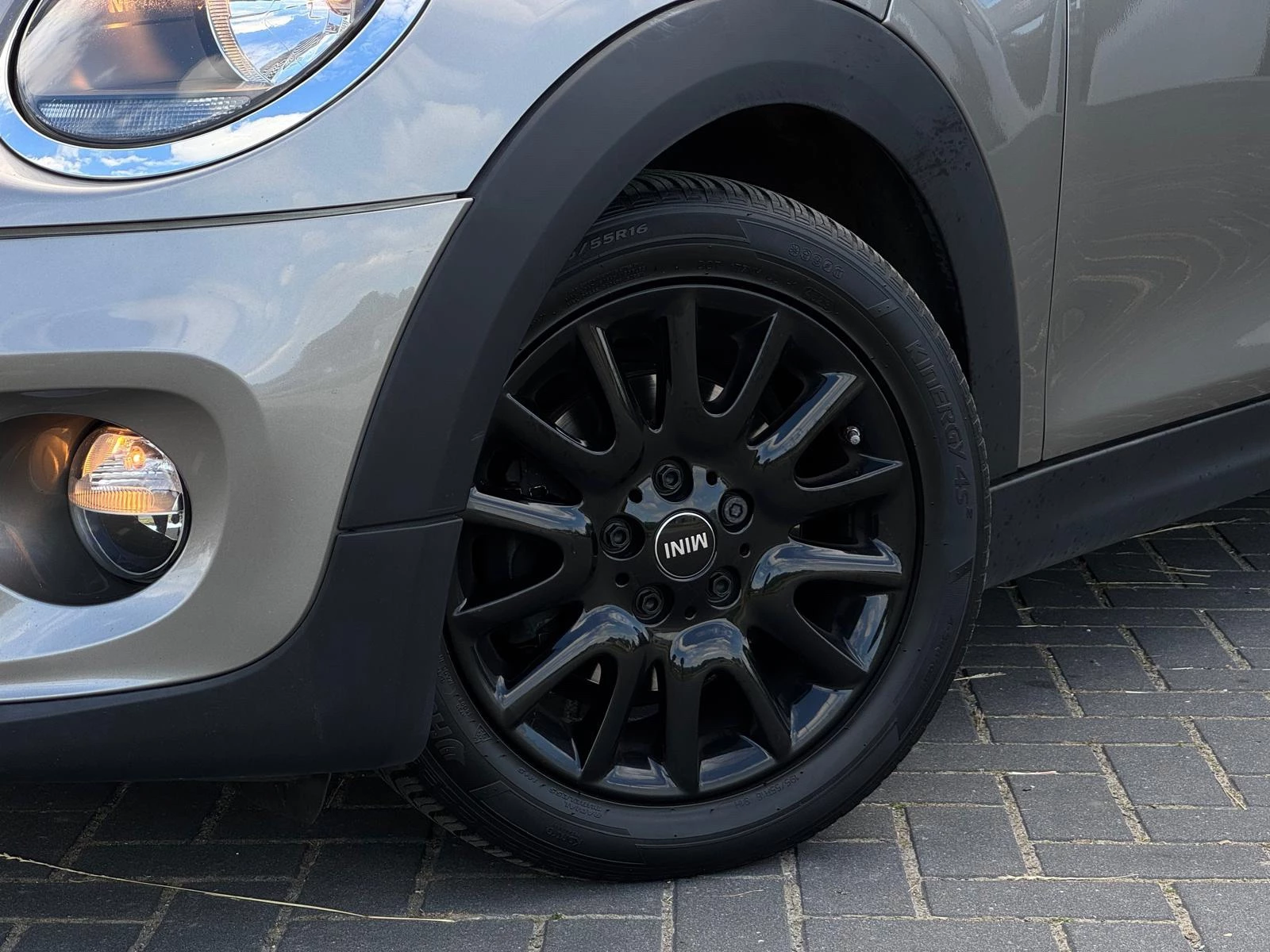 Hoofdafbeelding MINI 5-deurs