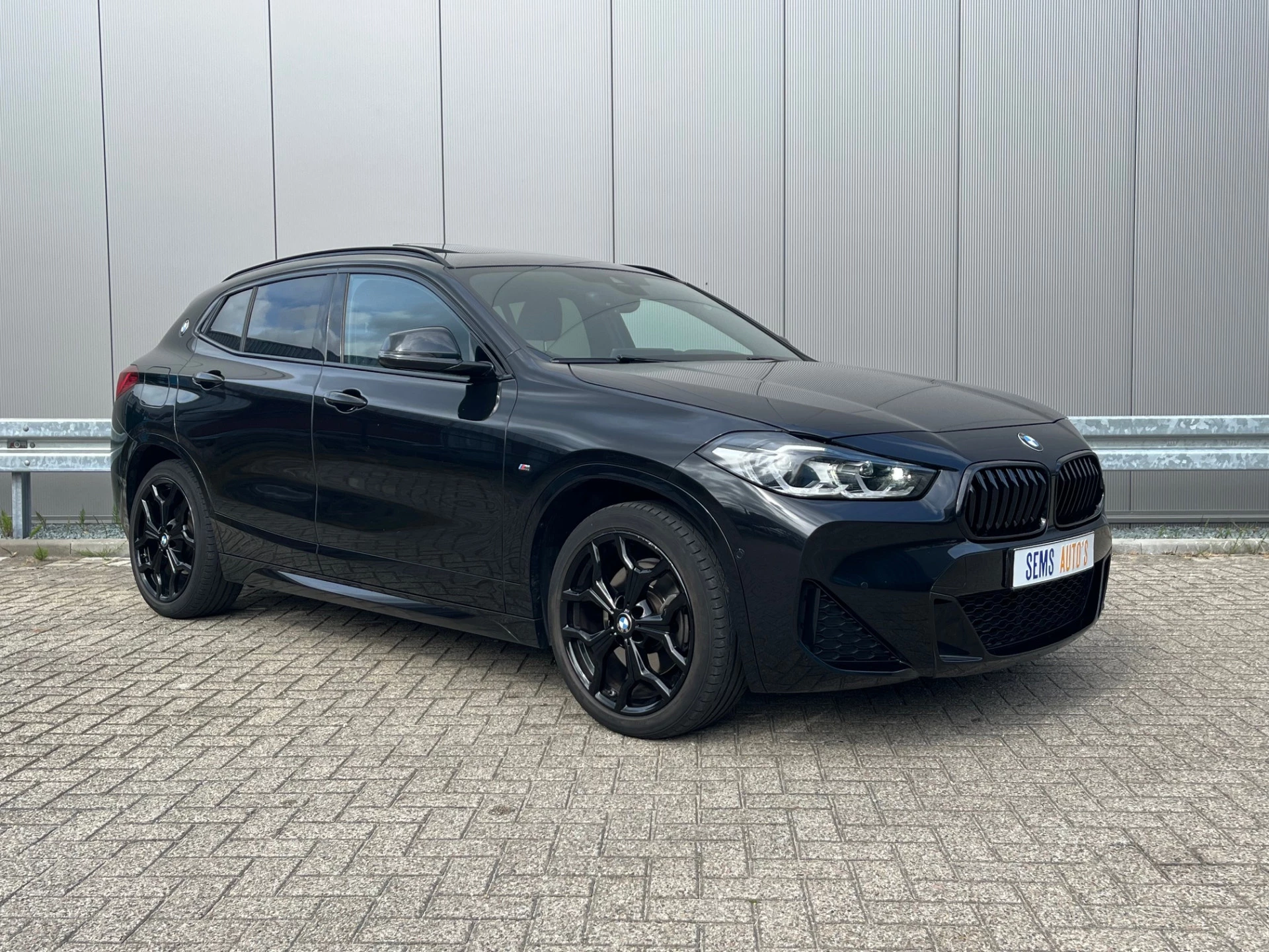 Hoofdafbeelding BMW X2