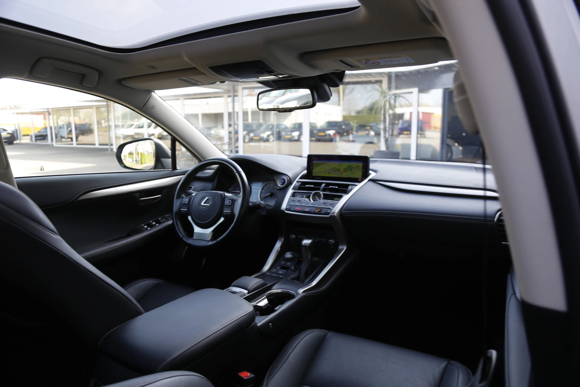 Hoofdafbeelding Lexus NX