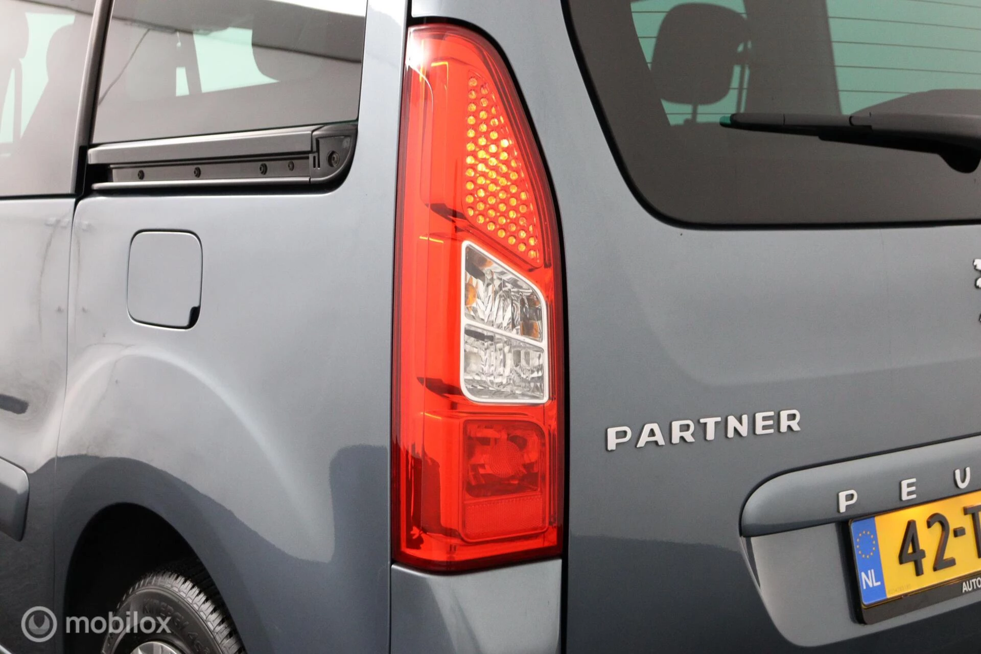 Hoofdafbeelding Peugeot Partner