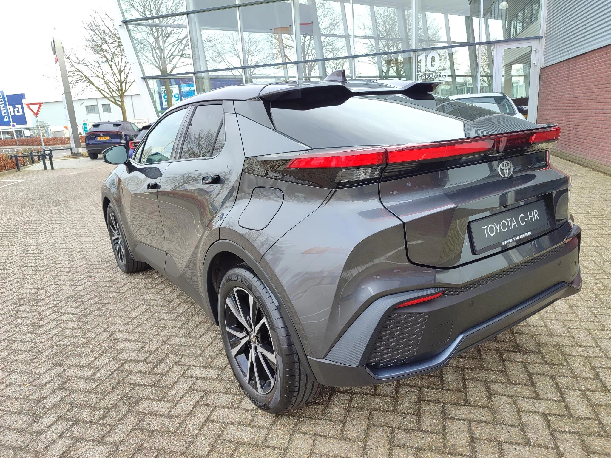 Hoofdafbeelding Toyota C-HR