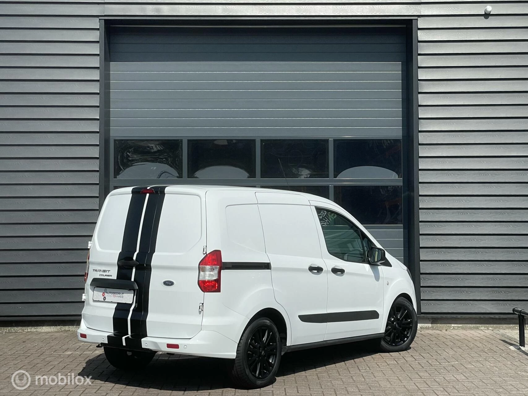 Hoofdafbeelding Ford Transit Courier
