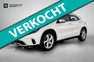 Mercedes-Benz GLA-klasse 180 Business Solution AMG (PANORAMADAK, STOELVERWARMING, CAMERA, NAVIGATIE, PDC)