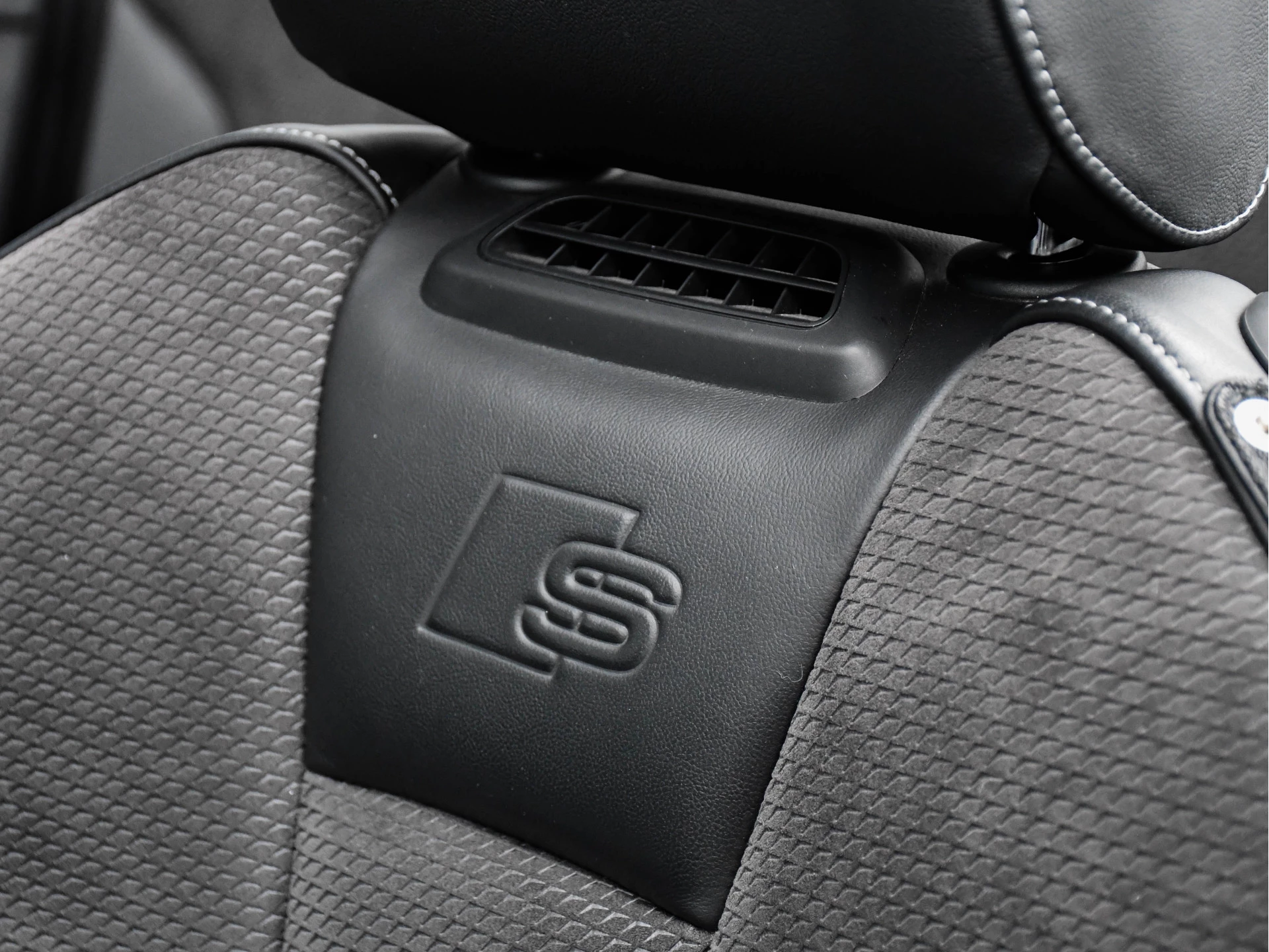 Hoofdafbeelding Audi S3