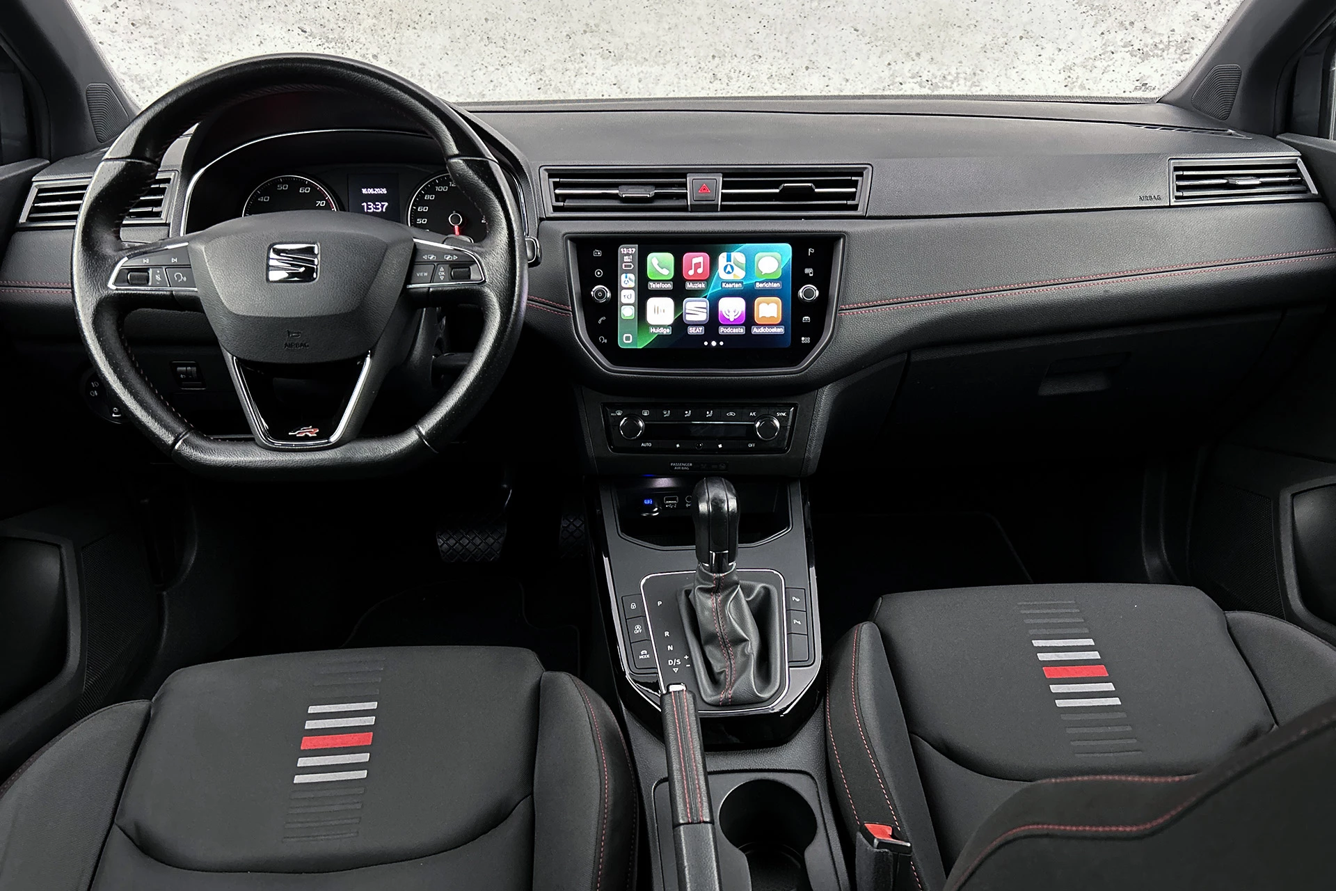 Hoofdafbeelding SEAT Arona
