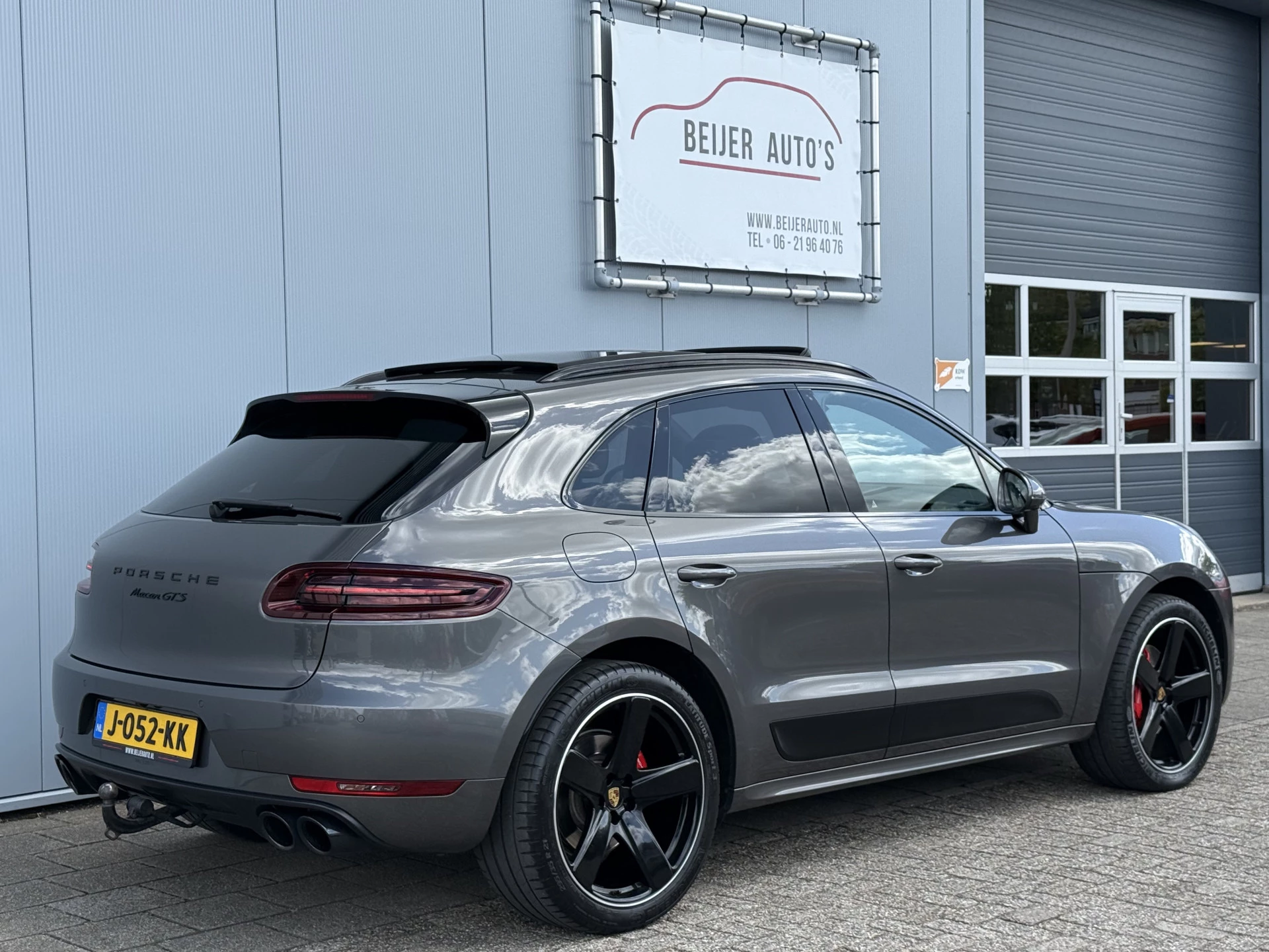 Hoofdafbeelding Porsche Macan