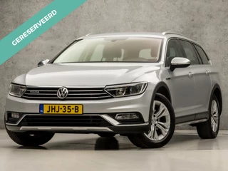 Volkswagen Passat Alltrack 2.0 TSI Alltrack 4 Motion 221Pk Automaat (APPLE CARPLAY, NAVIGATIE, CLIMATE, STUUR/STOELVERWARMING, SPORTSTOELEN, CAMERA, ADAPTIVE CRUISE, TREKHAAK, NIEUWSTAAT)