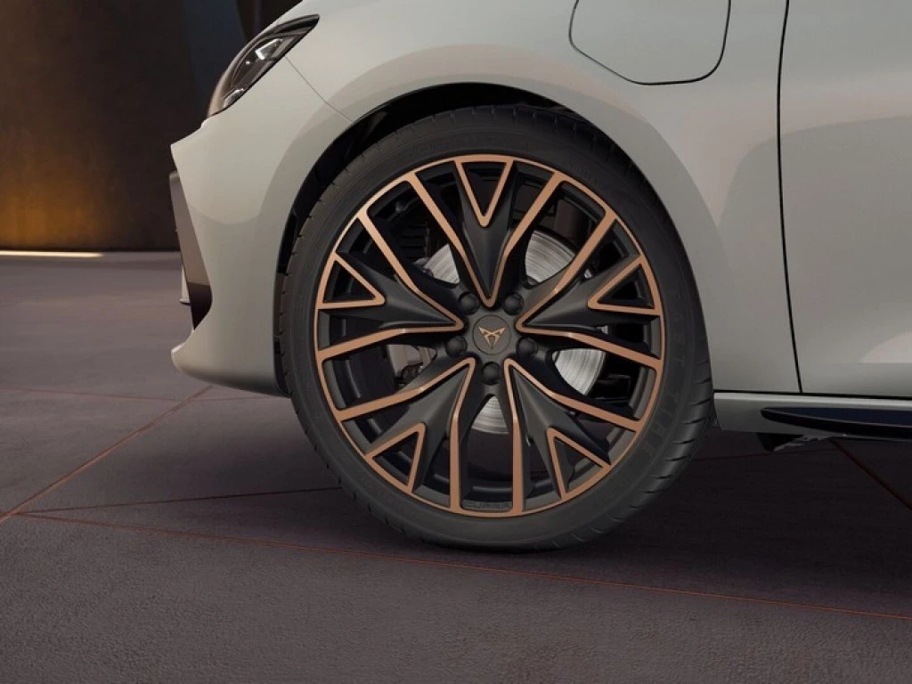Hoofdafbeelding CUPRA Leon