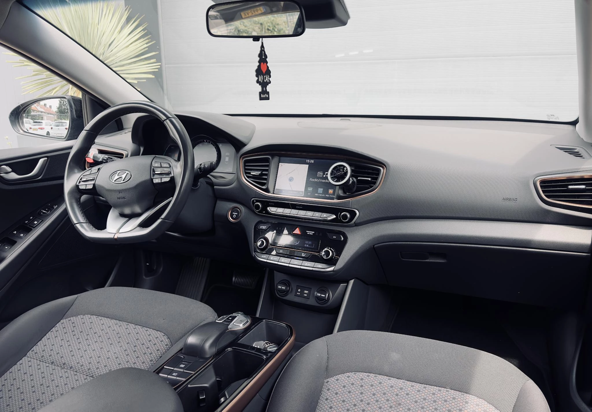 Hoofdafbeelding Hyundai IONIQ