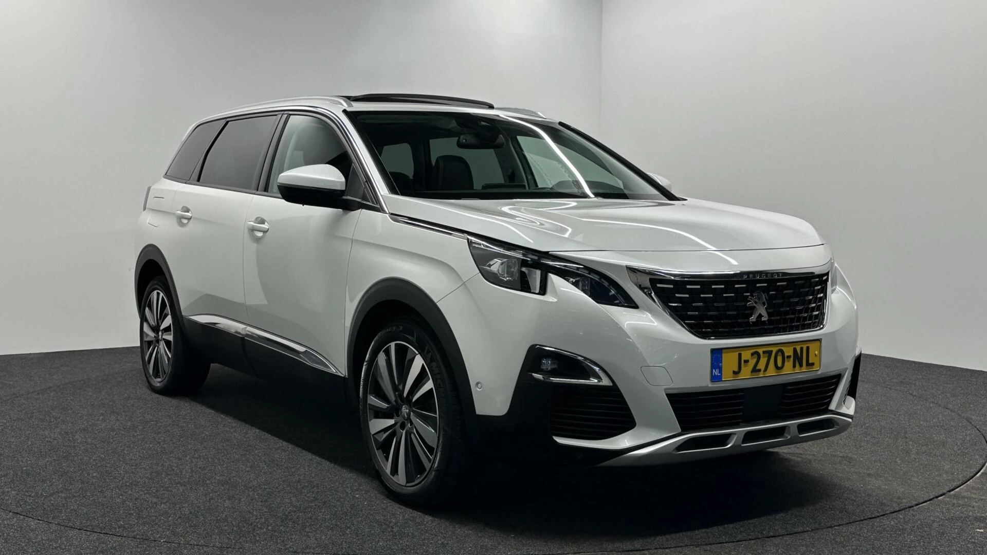 Hoofdafbeelding Peugeot 5008