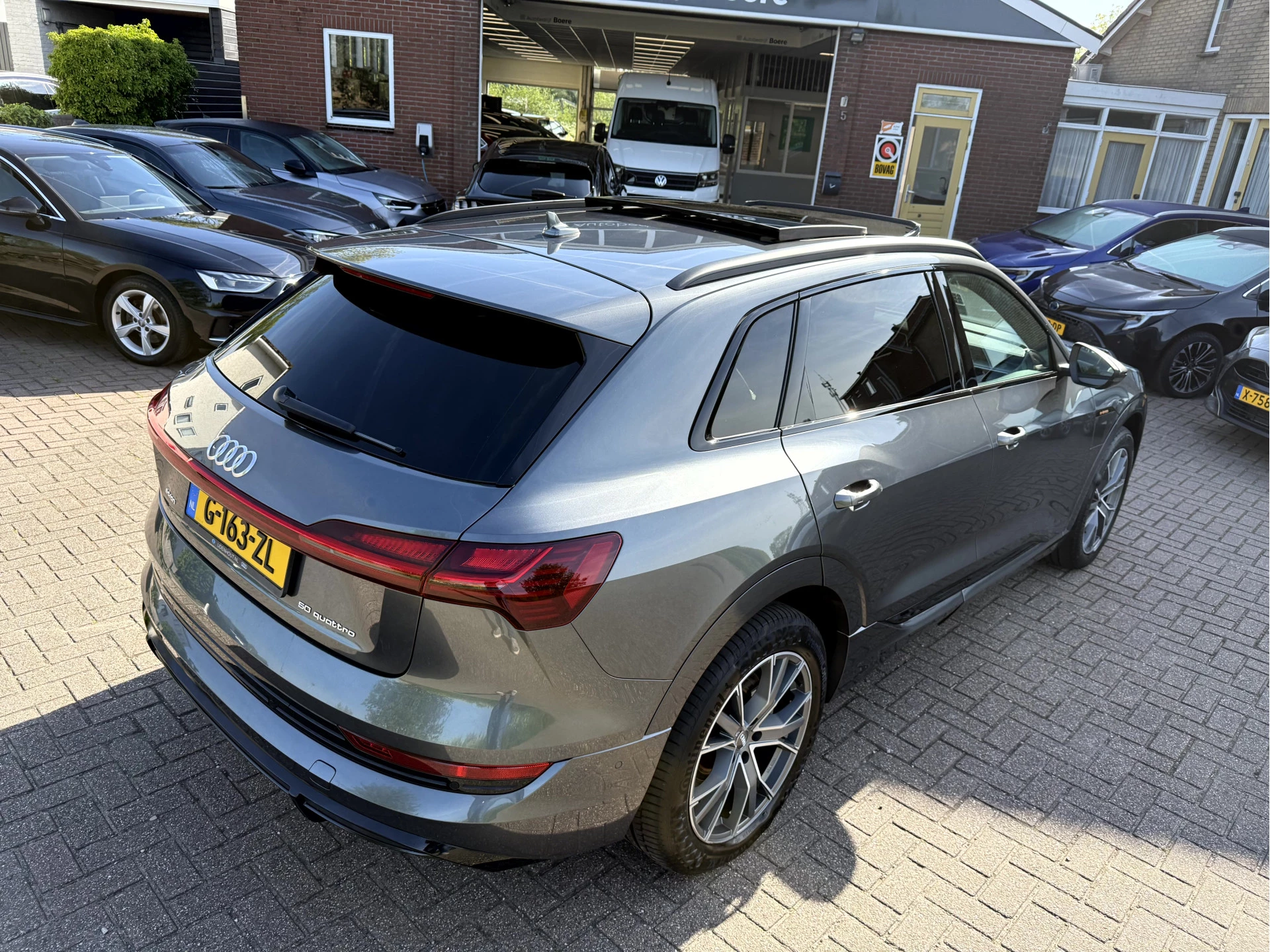 Hoofdafbeelding Audi e-tron