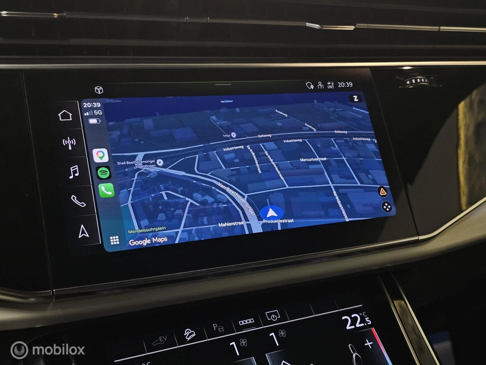 Hoofdafbeelding Audi Q8