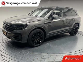 Hoofdafbeelding Volkswagen Touareg Volkswagen Touareg 3.0 TSi DSG R-Line 4Motion Navigatie-Pano-Elektr.Trekhaak-Achterasbesturing-Adapt.Cr.Contr-Carplay-Clima-Camera-Stoel/Stuurverwarming-Luchtvering-Headup