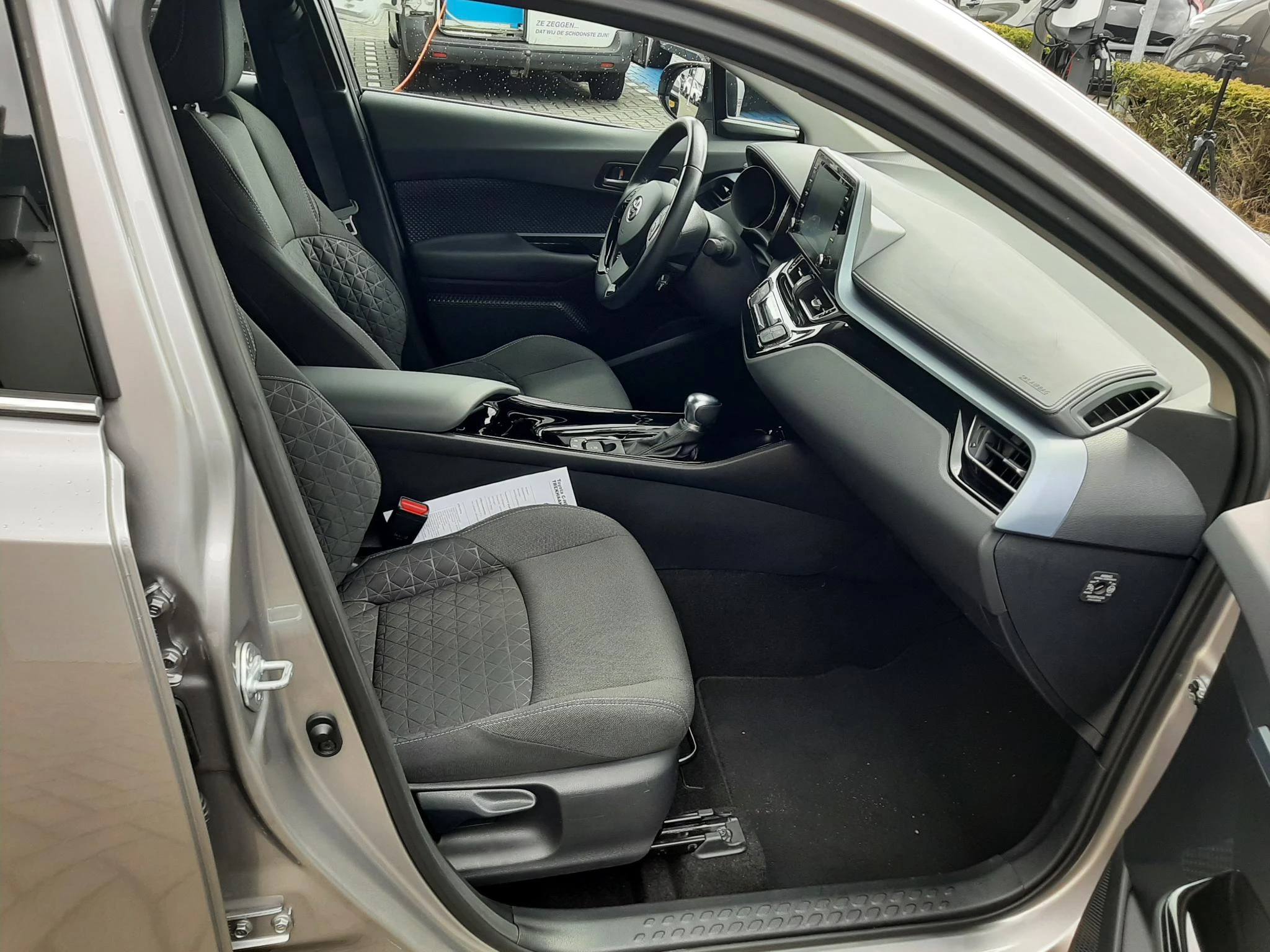 Hoofdafbeelding Toyota C-HR
