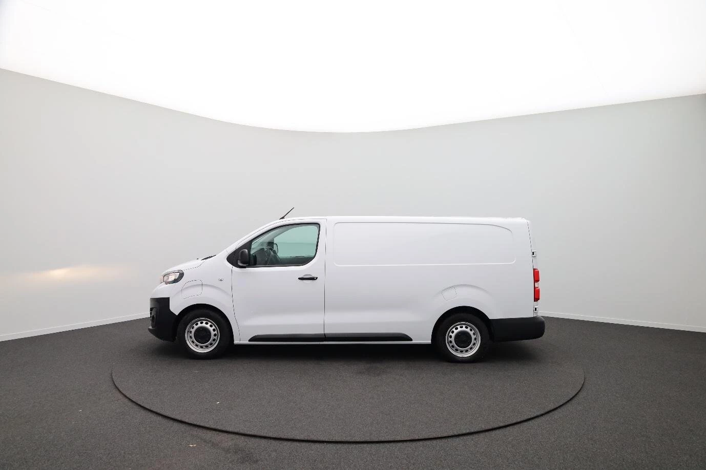 Hoofdafbeelding Peugeot e-Expert