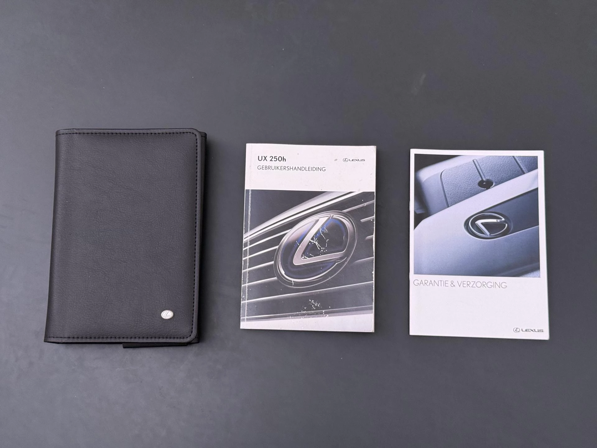 Hoofdafbeelding Lexus UX