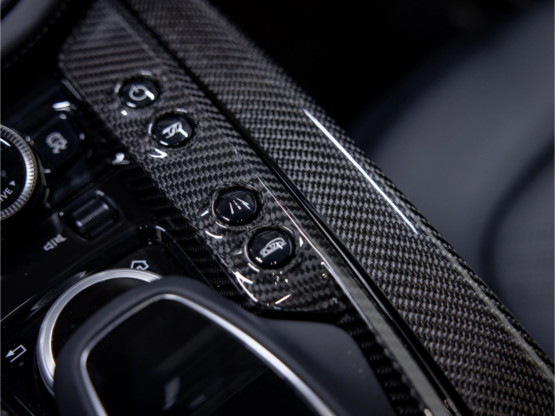 Hoofdafbeelding Aston Martin DBX