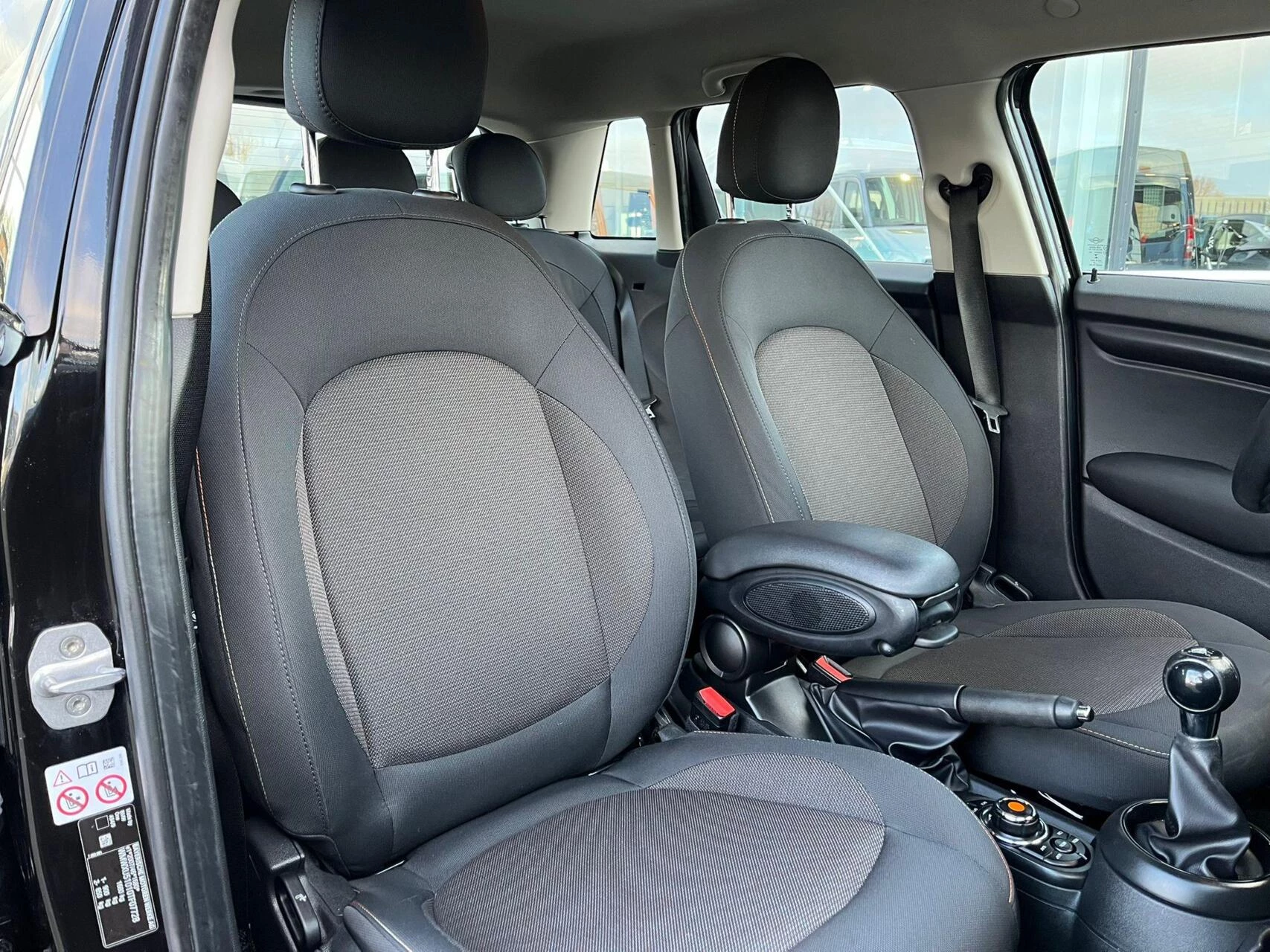 Hoofdafbeelding MINI One