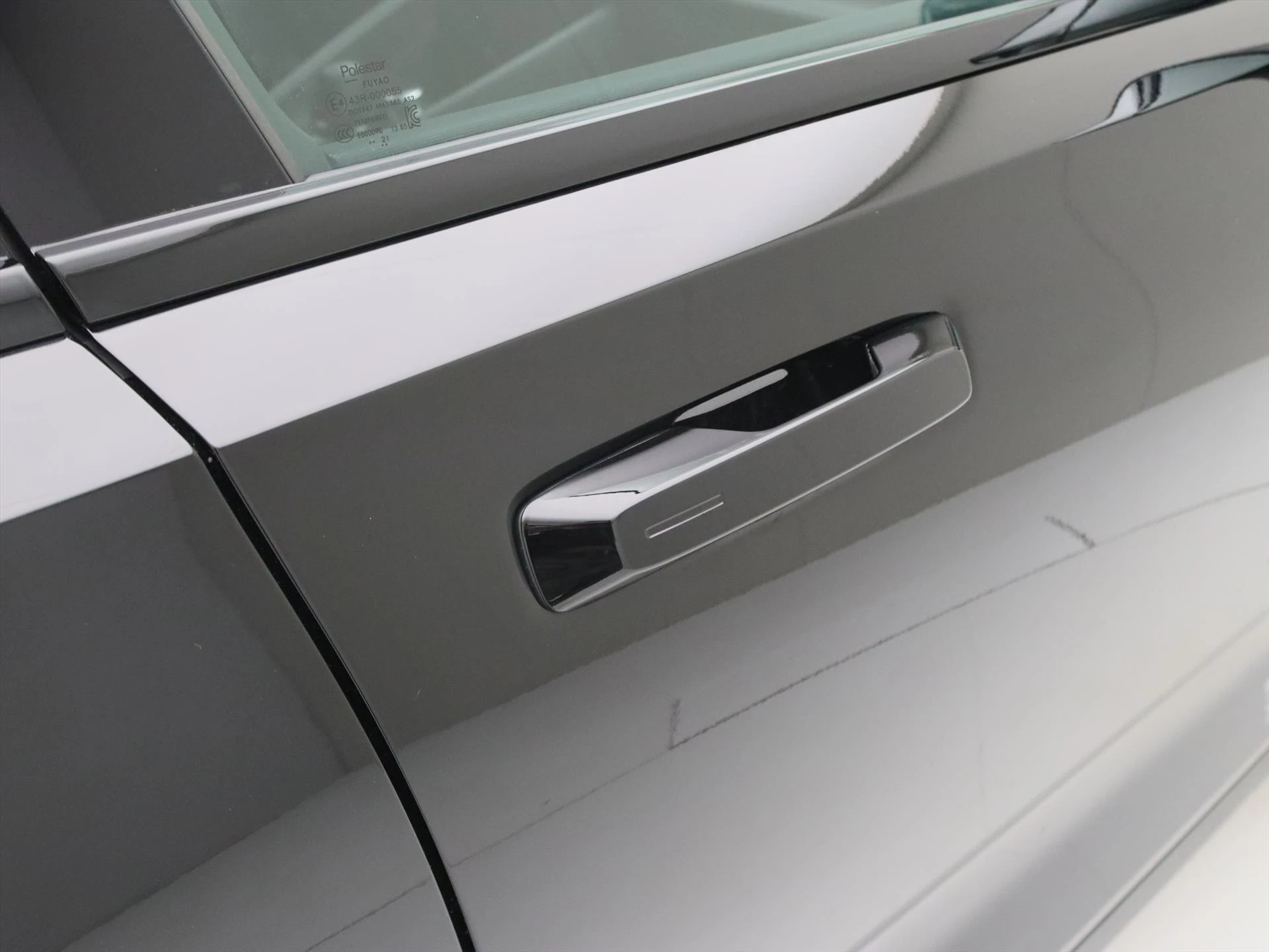 Hoofdafbeelding Polestar 2