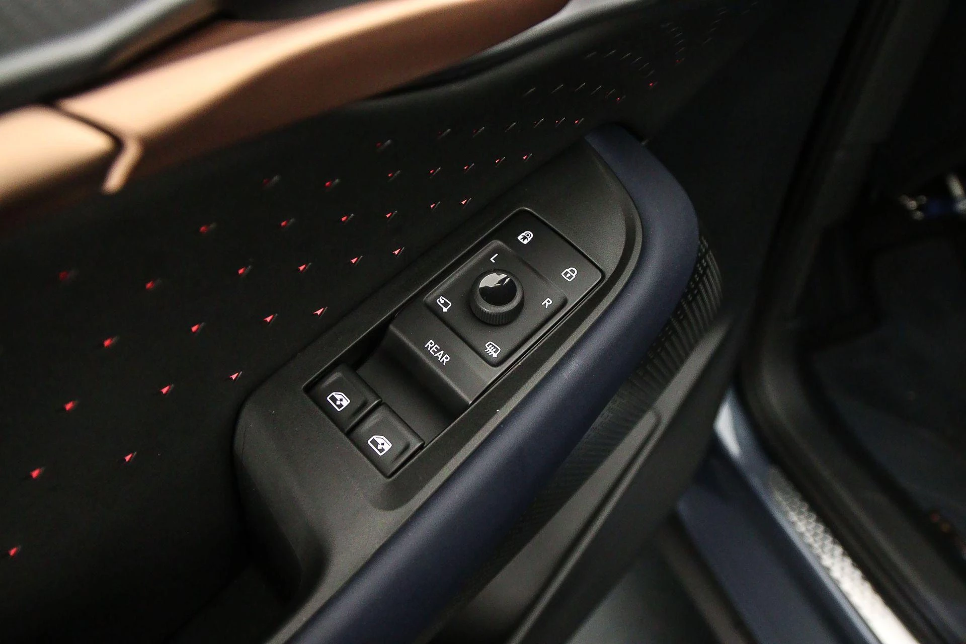 Hoofdafbeelding CUPRA Tavascan