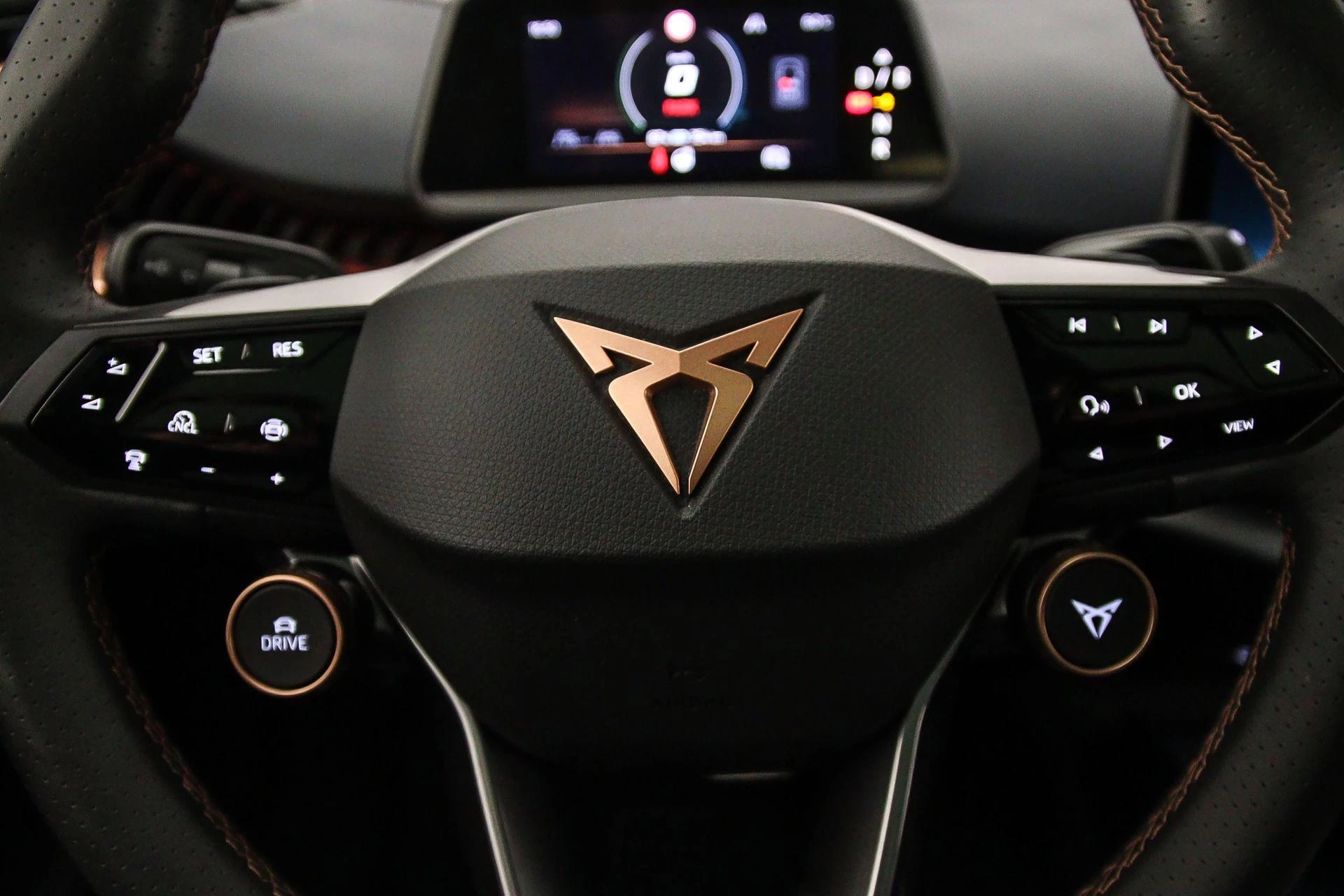 Hoofdafbeelding CUPRA Tavascan