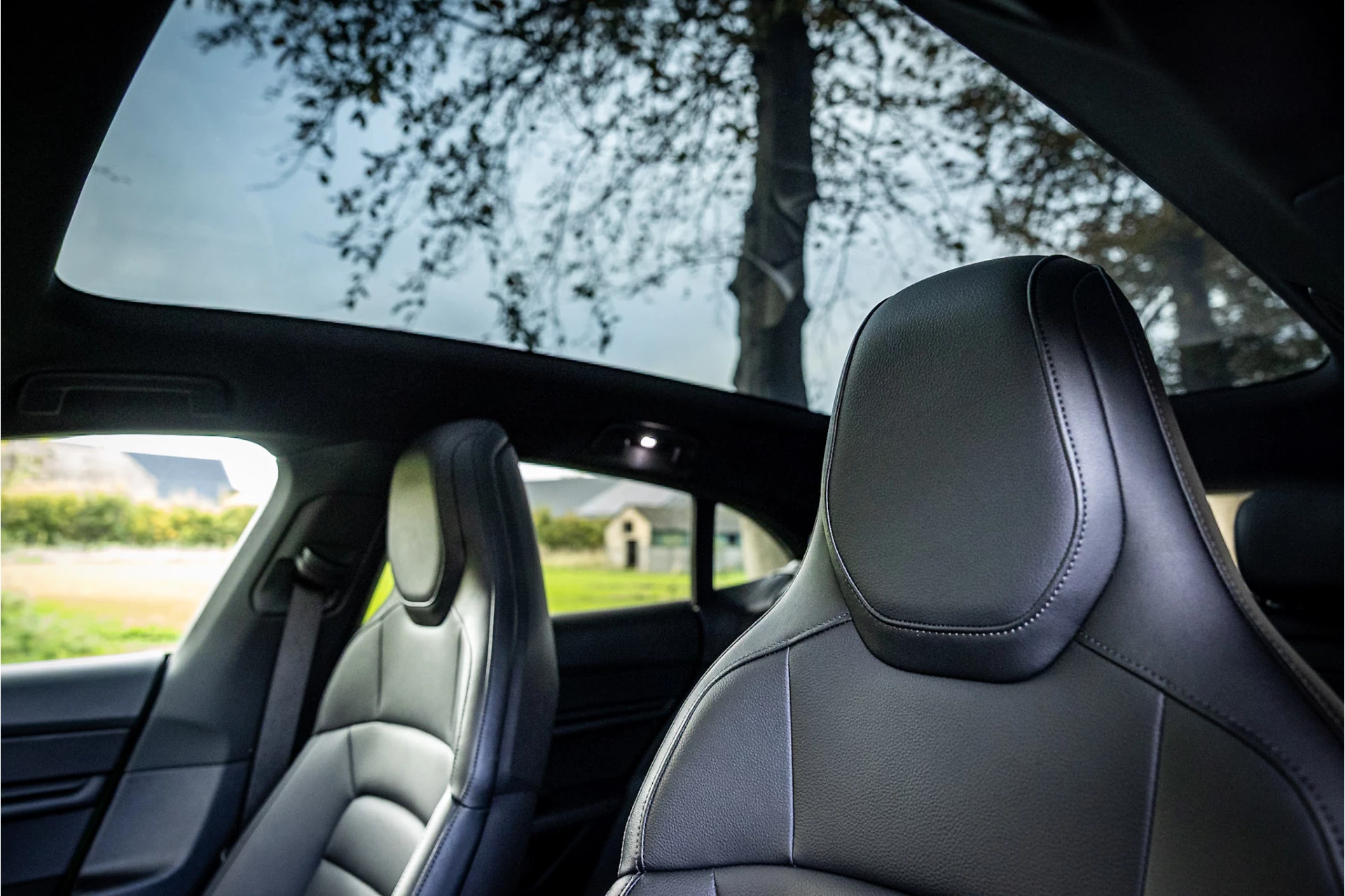 Hoofdafbeelding Porsche Taycan