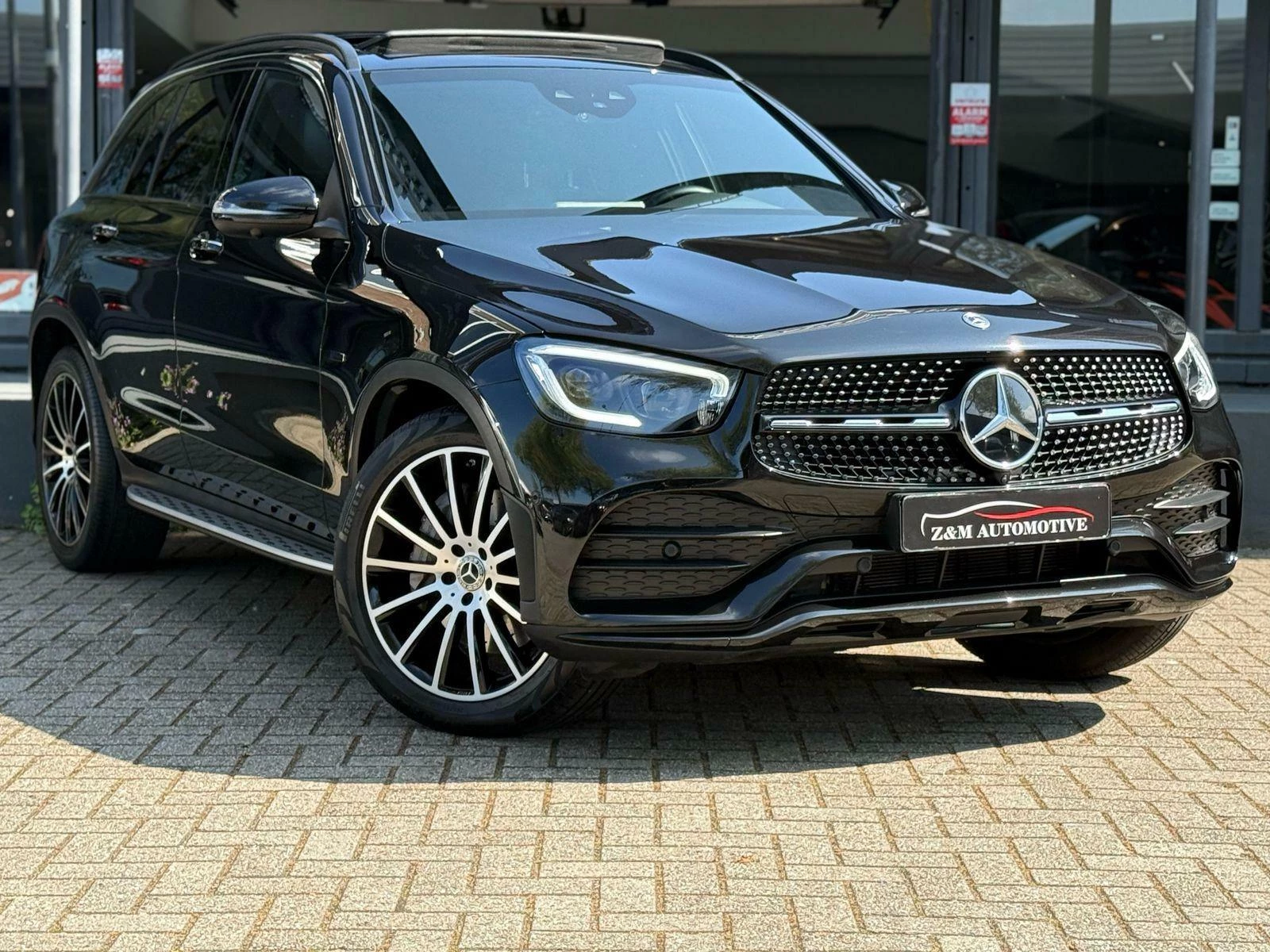 Hoofdafbeelding Mercedes-Benz GLC
