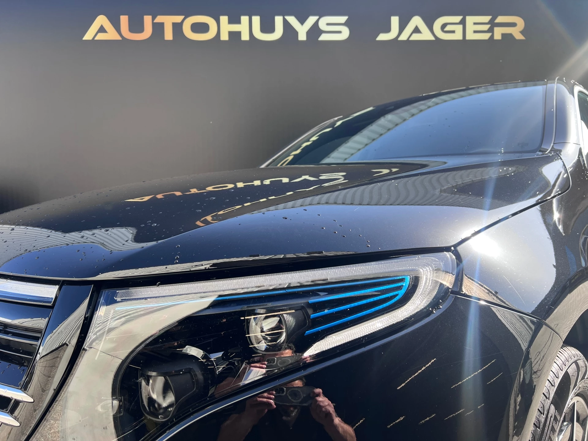 Hoofdafbeelding Mercedes-Benz EQC