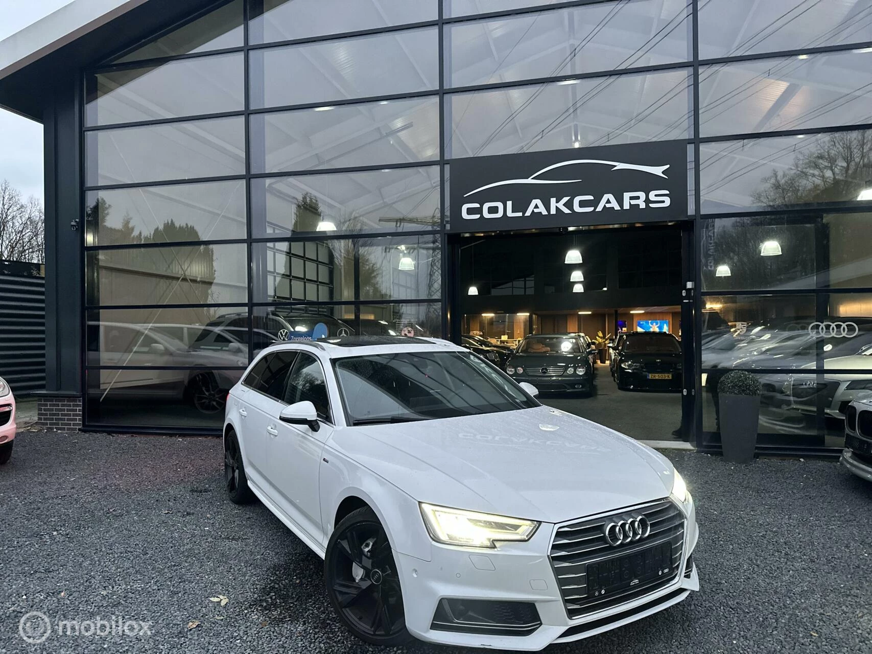 Hoofdafbeelding Audi A4