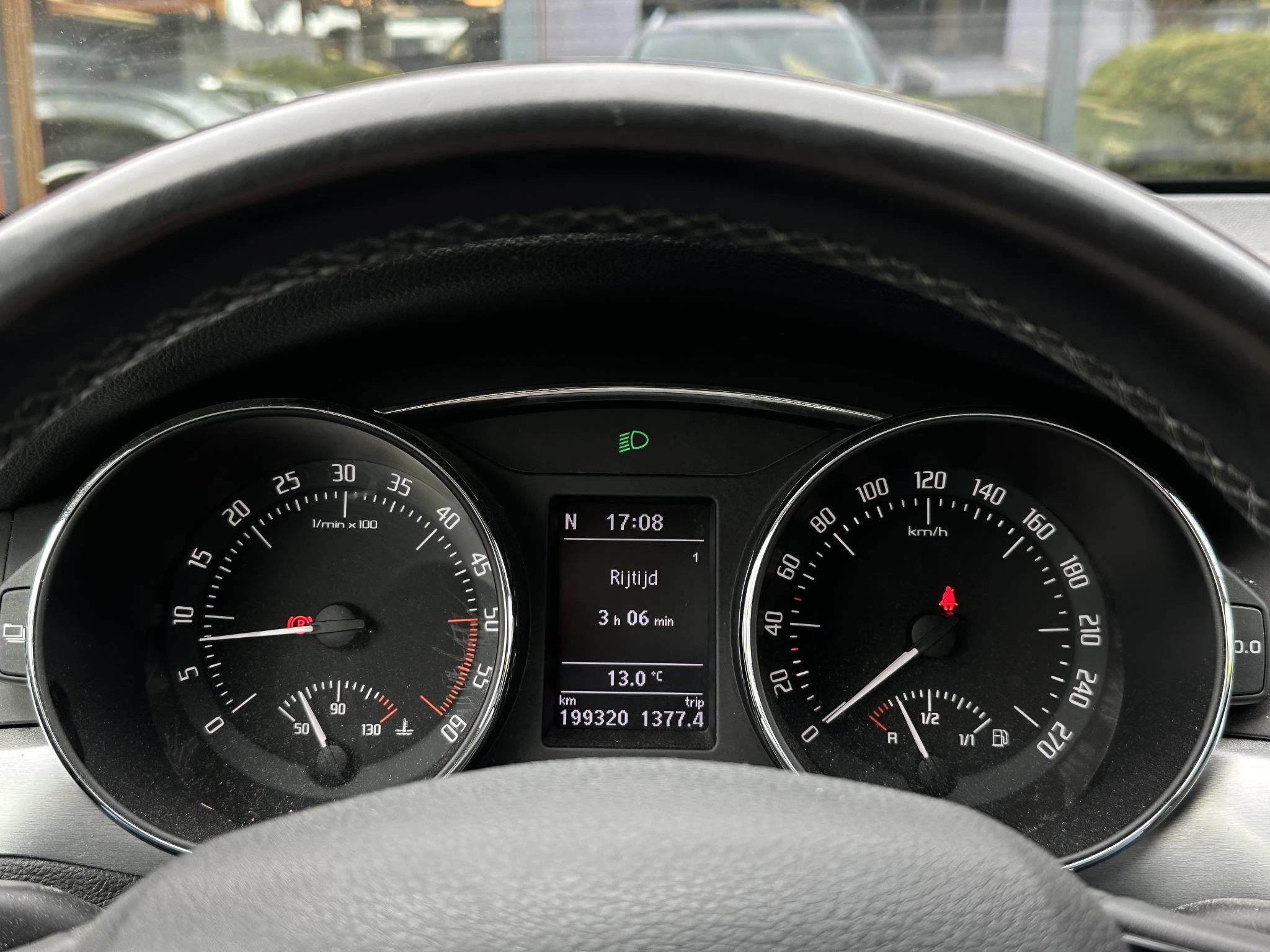 Hoofdafbeelding Škoda Superb