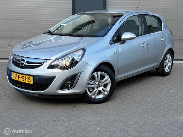 Hoofdafbeelding Opel Corsa