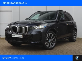 BMW X5 xDrive50e High Executive M Sport Automaat / Panoramadak / Trekhaak / Adaptieve LED / Harman Kardon / Parking Assistant Professional / Live Cockpit Professional / Gesture Control
