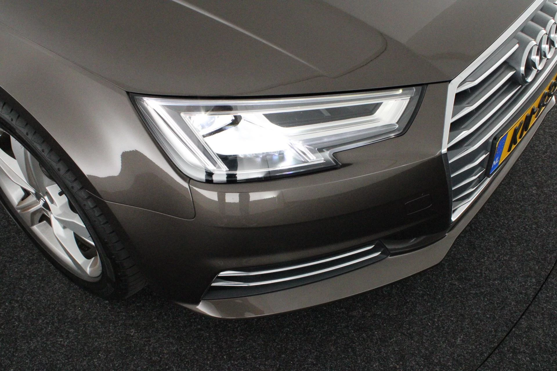 Hoofdafbeelding Audi A4