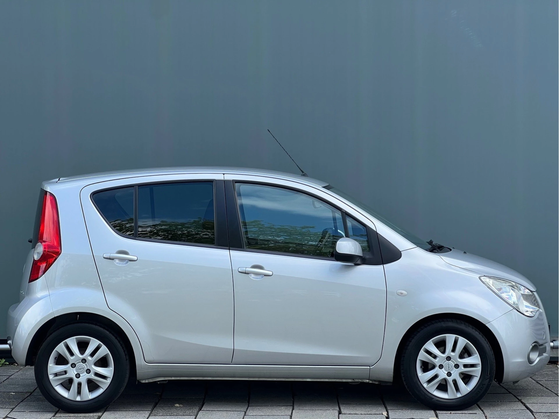 Hoofdafbeelding Opel Agila