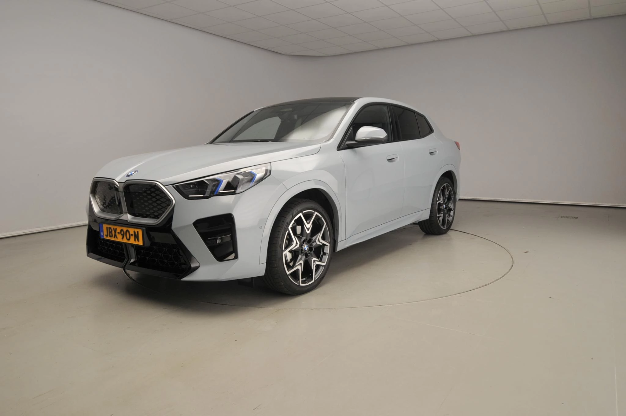 Hoofdafbeelding BMW iX2