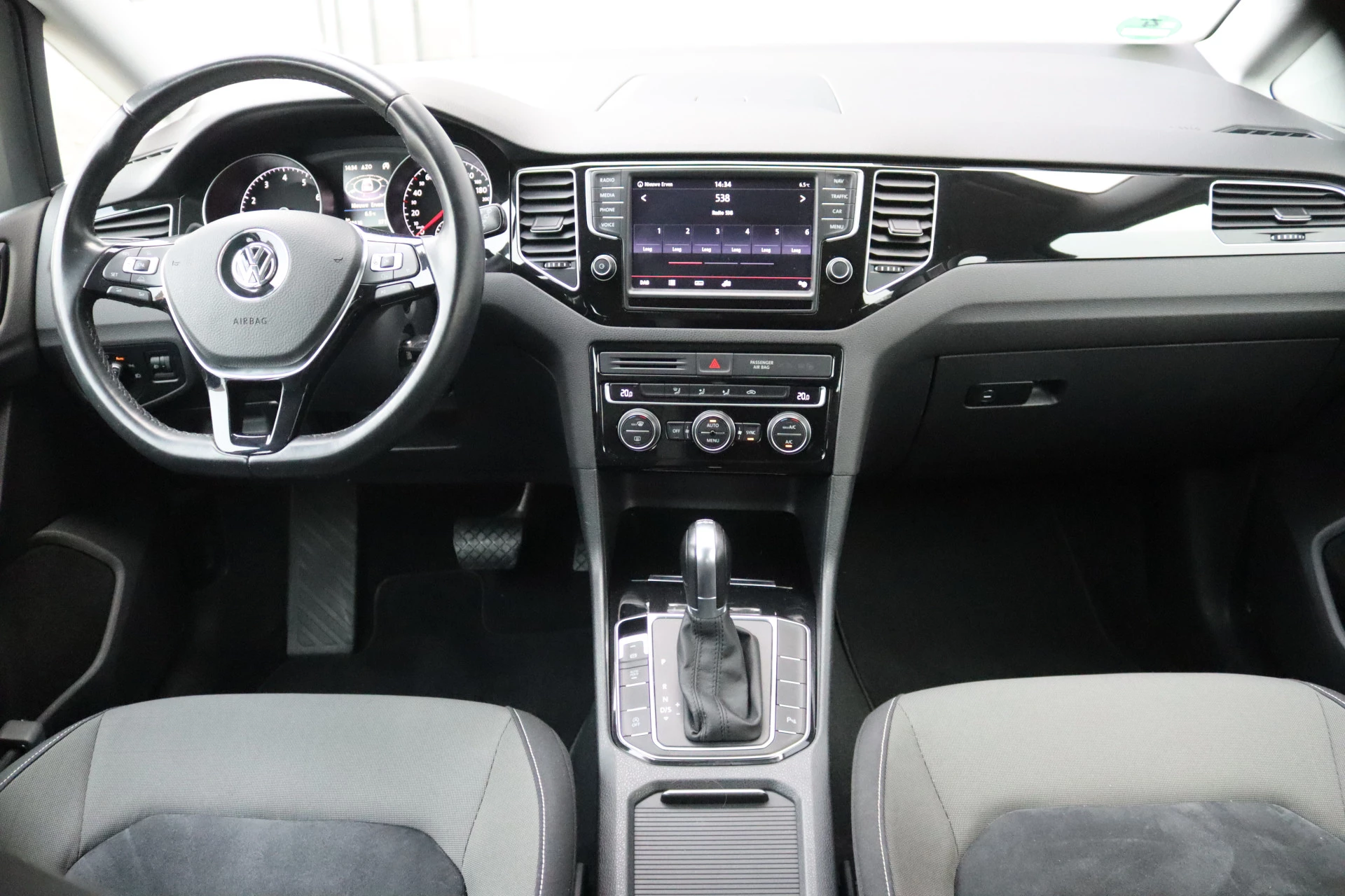 Hoofdafbeelding Volkswagen Golf Sportsvan